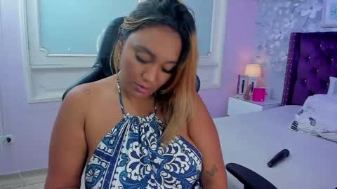 Snapshot of violeta_medina chatting on 05/17/26, 02:53 violeta_medina online show from 05/17/26, 02:53