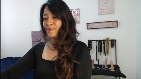 Snapshot of violeta_scott_ chatting on 05/13/26, 04:26 violeta_scott_ online show from 05/13/26, 04:26