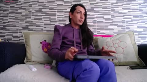 Snapshot of violetagomez_co chatting on 07/02/26, 10:05 Violeta Gmez online show from 07/02/26, 10:05