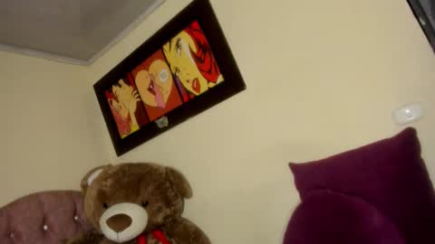 Snapshot of violetalee chatting on 10/28/25, 12:58 Jimena online show from 10/28/25, 12:58