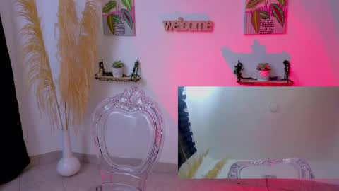 Snapshot of violetamedusa chatting on 10/23/25, 01:27 VioletaMedusa online show from 10/23/25, 01:27