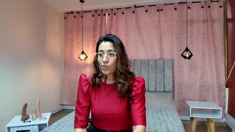 VIOLETA online show from 01/16/25, 01:14