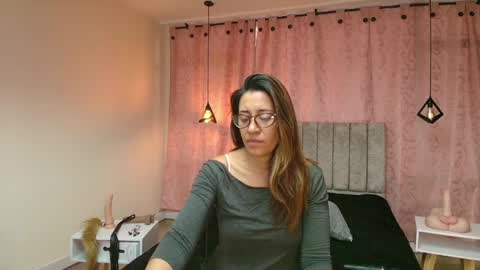 VIOLETA online show from 02/13/25, 12:43