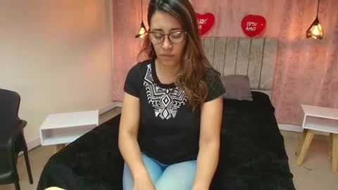 VIOLETA online show from 02/15/25, 12:11