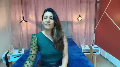 VIOLETA online show from 09/11/25, 01:55