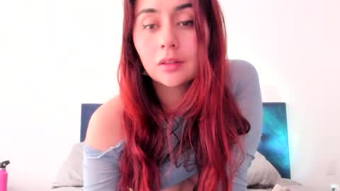 Snapshot of violetasweet20 chatting on 10/23/25, 09:24 Sara Torres online show from 10/23/25, 09:24