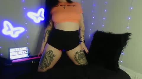 VioletDream online show from 09/12/25, 02:55