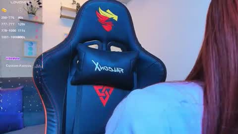 violeth_rosse_ online show from 12/22/25, 11:46