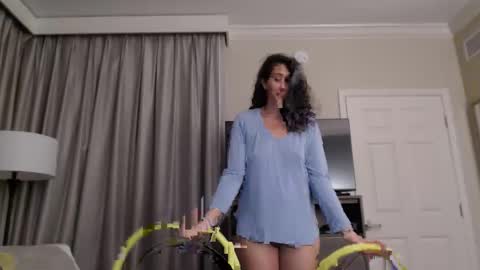 Violet Hooper online show from 01/16/26, 04:49