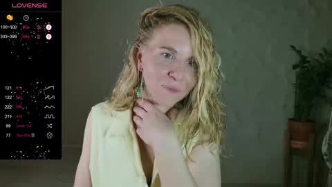 Violet  next stream December 6 online show from 11/15/25, 10:37