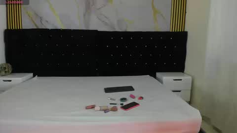 Violet Rose online show from 03/14/26, 08:47