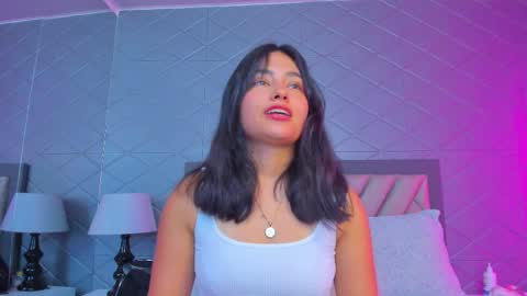 Violet Rousse online show from 02/02/26, 04:49