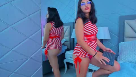 Violet Rousse online show from 02/13/26, 06:15