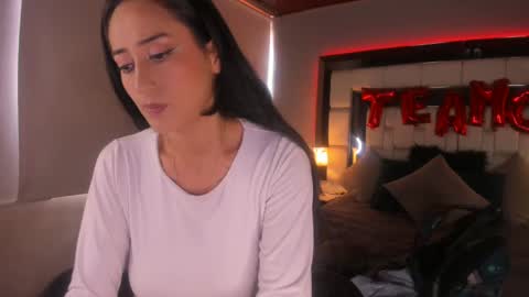 violetskinny online show from 03/11/25, 06:30