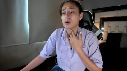 violetskinny online show from 10/21/25, 06:41