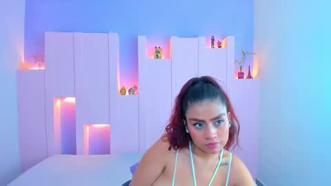 violetsmith online show from 01/24/25, 07:49