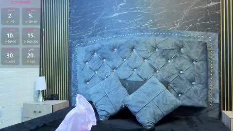 ViolettGolden online show from 09/23/25, 11:24