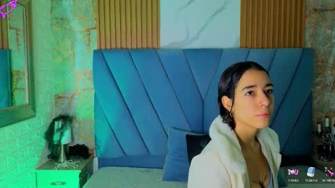 ViolettGolden online show from 10/09/25, 11:08