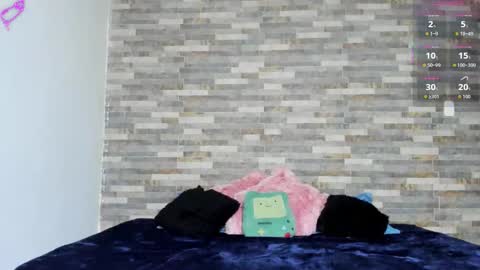 ViolettGolden online show from 10/15/25, 10:15