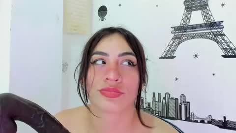 violett_collinss online show from 07/06/26, 02:08