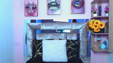 Violeta froz online show from 10/24/25, 07:21