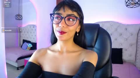 Snapshot of violett_garden chatting on 05/26/26, 11:06 Violet online show from 05/26/26, 11:06