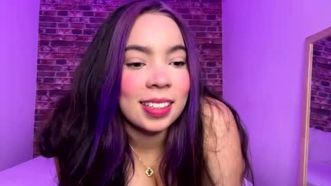 Snapshot of violett_moonx chatting on 06/05/26, 09:53 violett_moonx online show from 06/05/26, 09:53