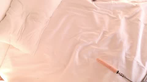 Snapshot of violett_queenn chatting on 12/13/24, 07:58 VIolett online show from 12/13/24, 07:58