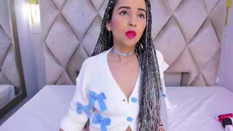 Snapshot of violett_rabbit_ chatting on 11/20/25, 08:41 Violett online show from 11/20/25, 08:41