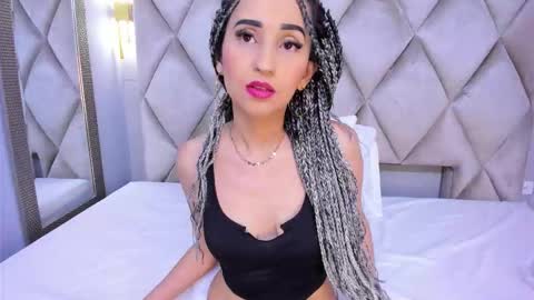 Snapshot of violett_rabbit_ chatting on 01/09/26, 08:43 Violett online show from 01/09/26, 08:43