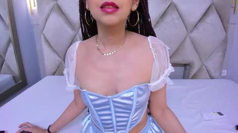 Snapshot of violett_rabbit_ chatting on 02/13/26, 08:16 Violett online show from 02/13/26, 08:16