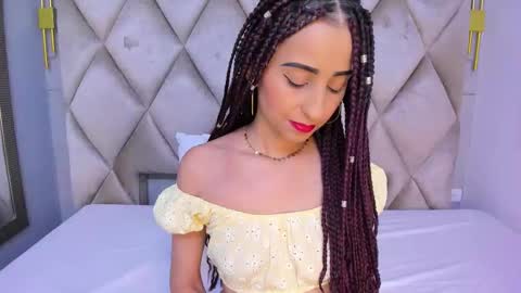 Snapshot of violett_rabbit_ chatting on 02/18/26, 08:16 Violett online show from 02/18/26, 08:16