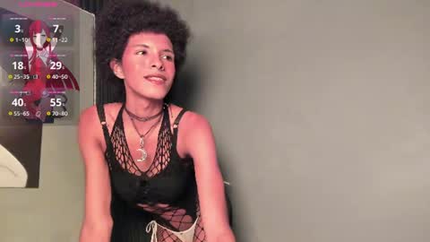V I O L E T T E  online show from 07/19/26, 04:22