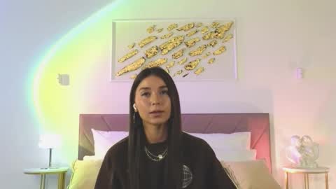 violetta_finch online show from 10/12/25, 10:47