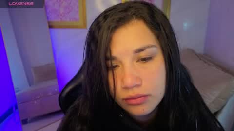 Snapshot of violetta_jhonson_v chatting on 05/17/26, 03:48 Violetta online show from 05/17/26, 03:48