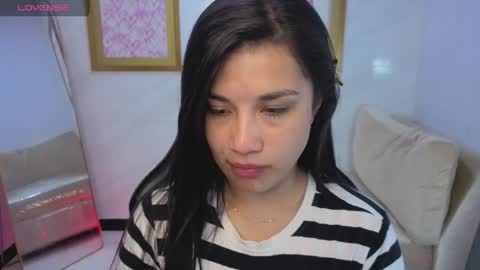 Snapshot of violetta_jhonson_v chatting on 06/04/26, 03:23 Violetta online show from 06/04/26, 03:23