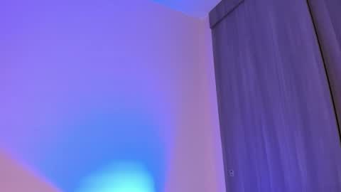 violetta independent model online show from 03/21/26, 08:19