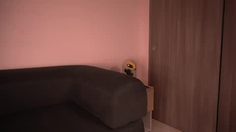 violetta independent model online show from 04/19/26, 03:06