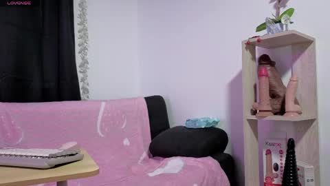 violettaarojass online show from 04/09/26, 09:58