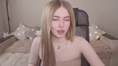 ViolettaOtis online show from 02/11/26, 11:26