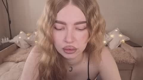 ViolettaOtis online show from 04/04/26, 11:40