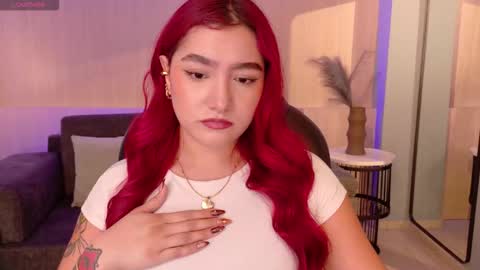 Violett Castel online show from 11/03/25, 07:37