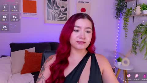 Snapshot of violettcastel chatting on 05/12/26, 08:06 Violett Castel online show from 05/12/26, 08:06