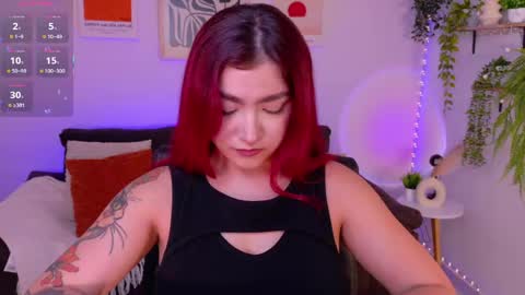 Snapshot of violettcastel chatting on 05/24/26, 08:03 Violett Castel online show from 05/24/26, 08:03
