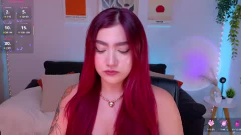 Violett Castel online show from 07/05/26, 12:28