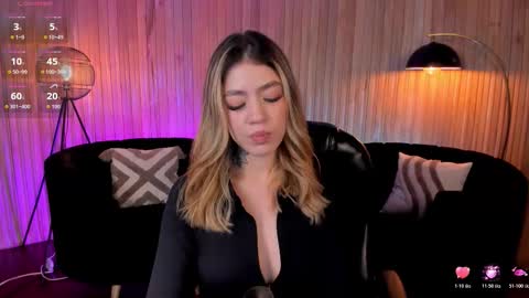 Violett  online show from 02/25/26, 06:17