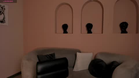 Violett  online show from 04/22/26, 09:11