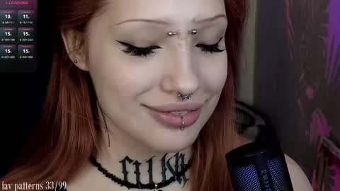 Snapshot of violetvio1ator chatting on 02/10/25, 12:39 Dommy mommy online show from 02/10/25, 12:39