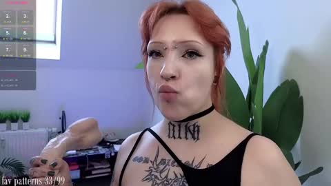 Snapshot of violetvio1ator chatting on 03/07/25, 10:35 Dommy mommy online show from 03/07/25, 10:35