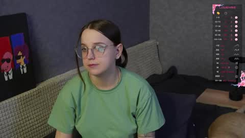 Violet online show from 04/03/26, 05:00